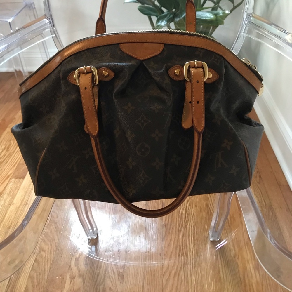 Authentic Louis Vuitton Tivoli GM